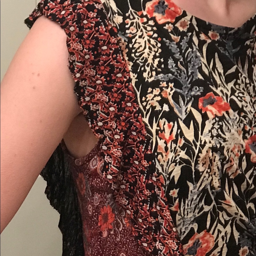 Lucky Brand Floral Ruffle Button Back Tank - Picture 4 of 7
